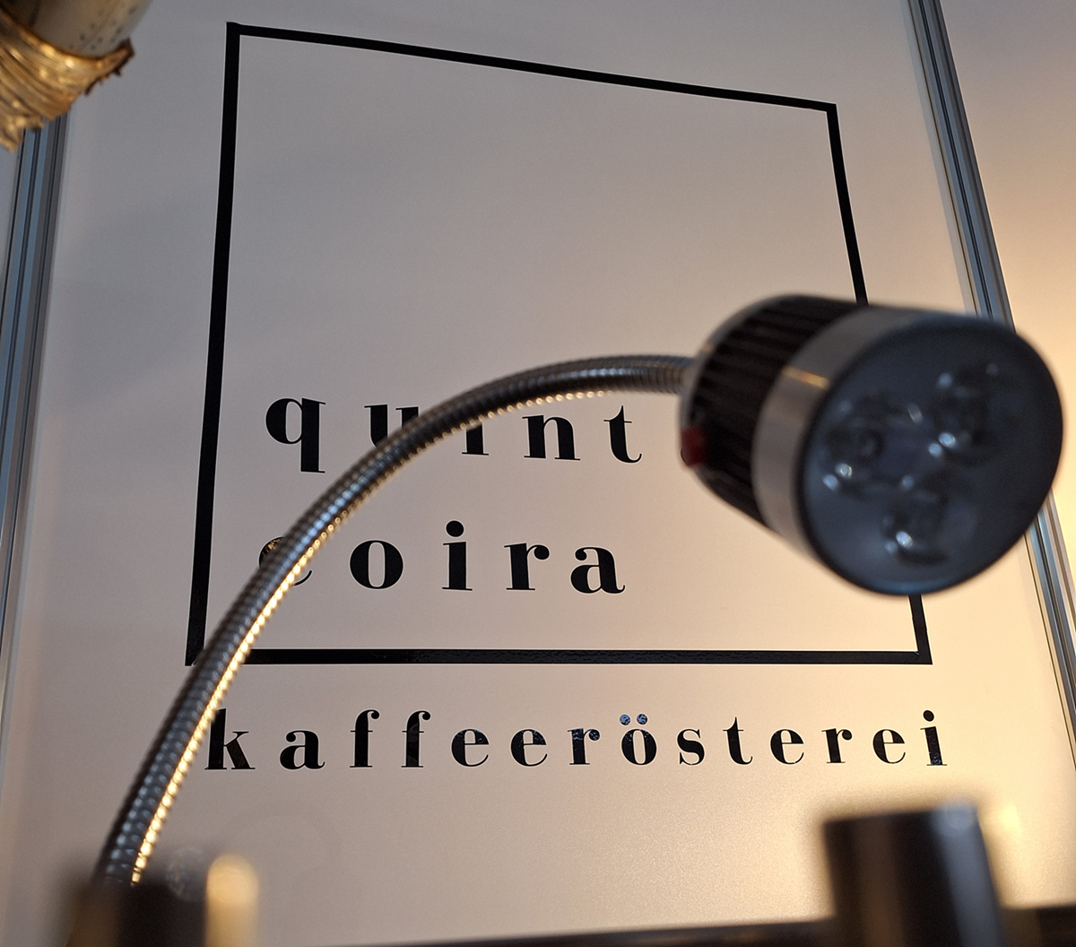 Quintacoira Ausstellung Kaffee Online Logo