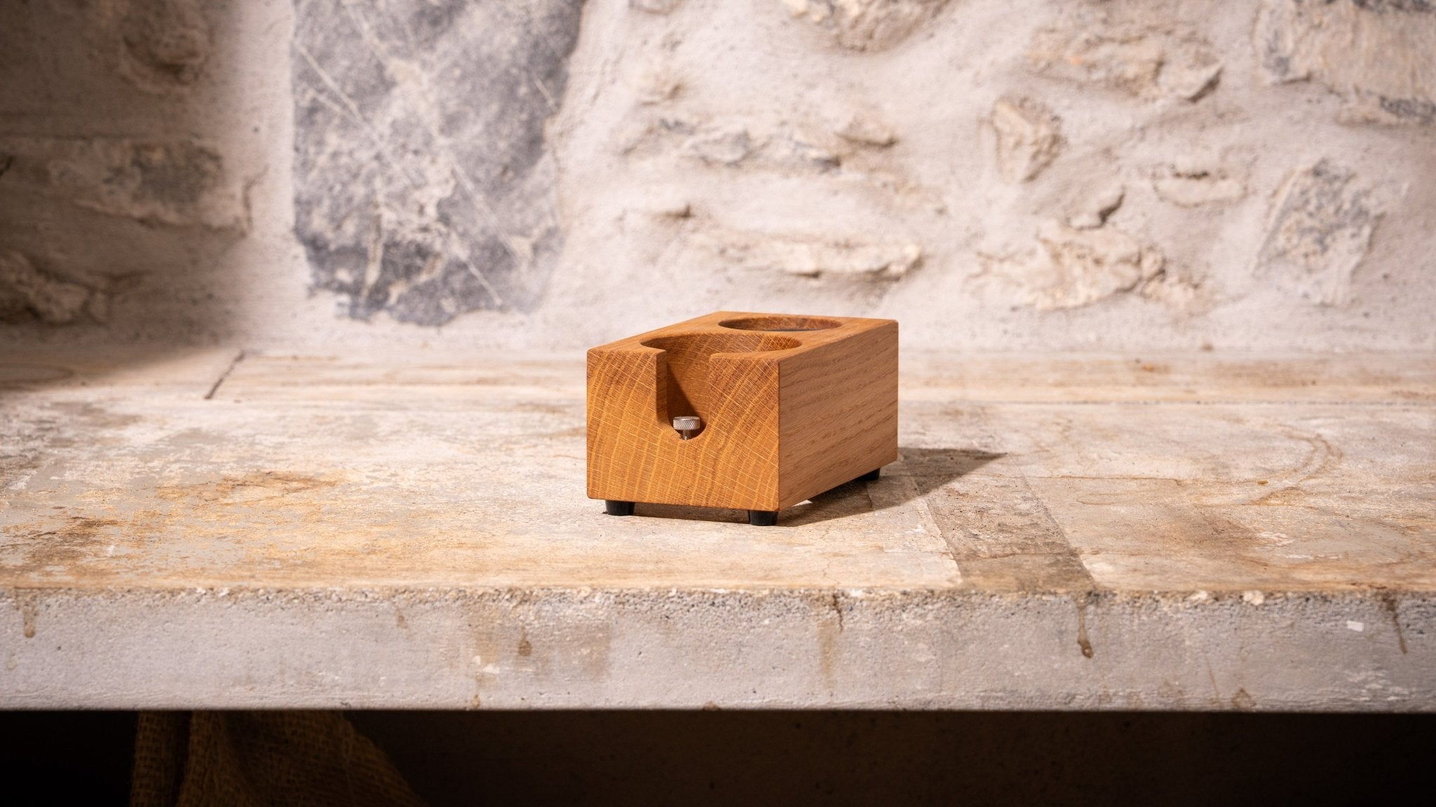 Tamperbase aus Holz - Quintacoira Coffee Shop