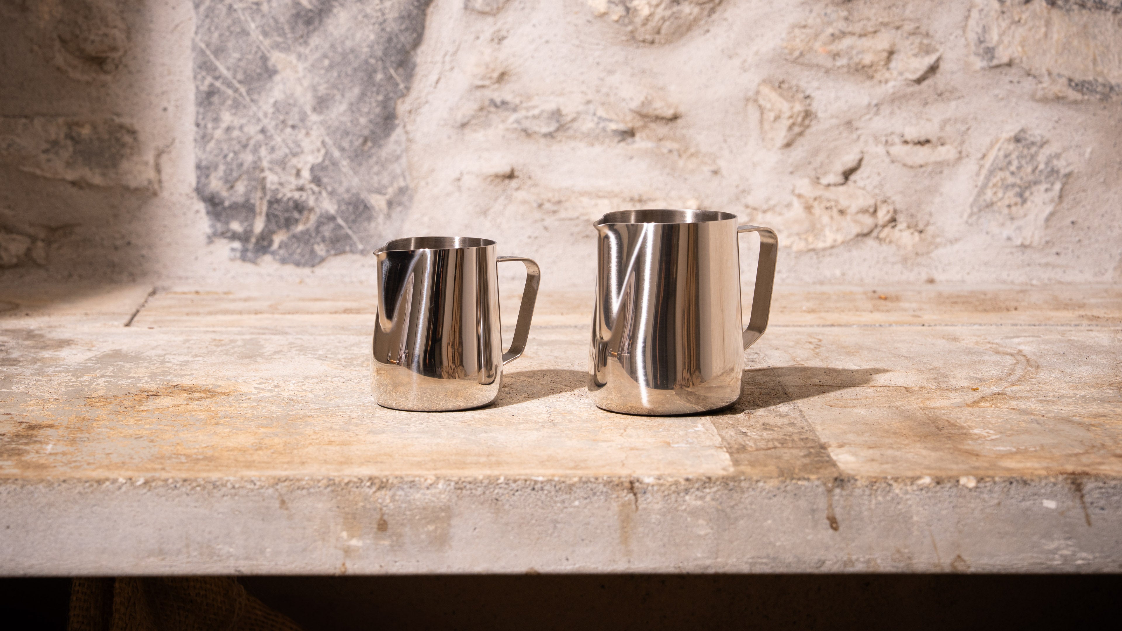 Rhino Milchkannen chrome klein und gross